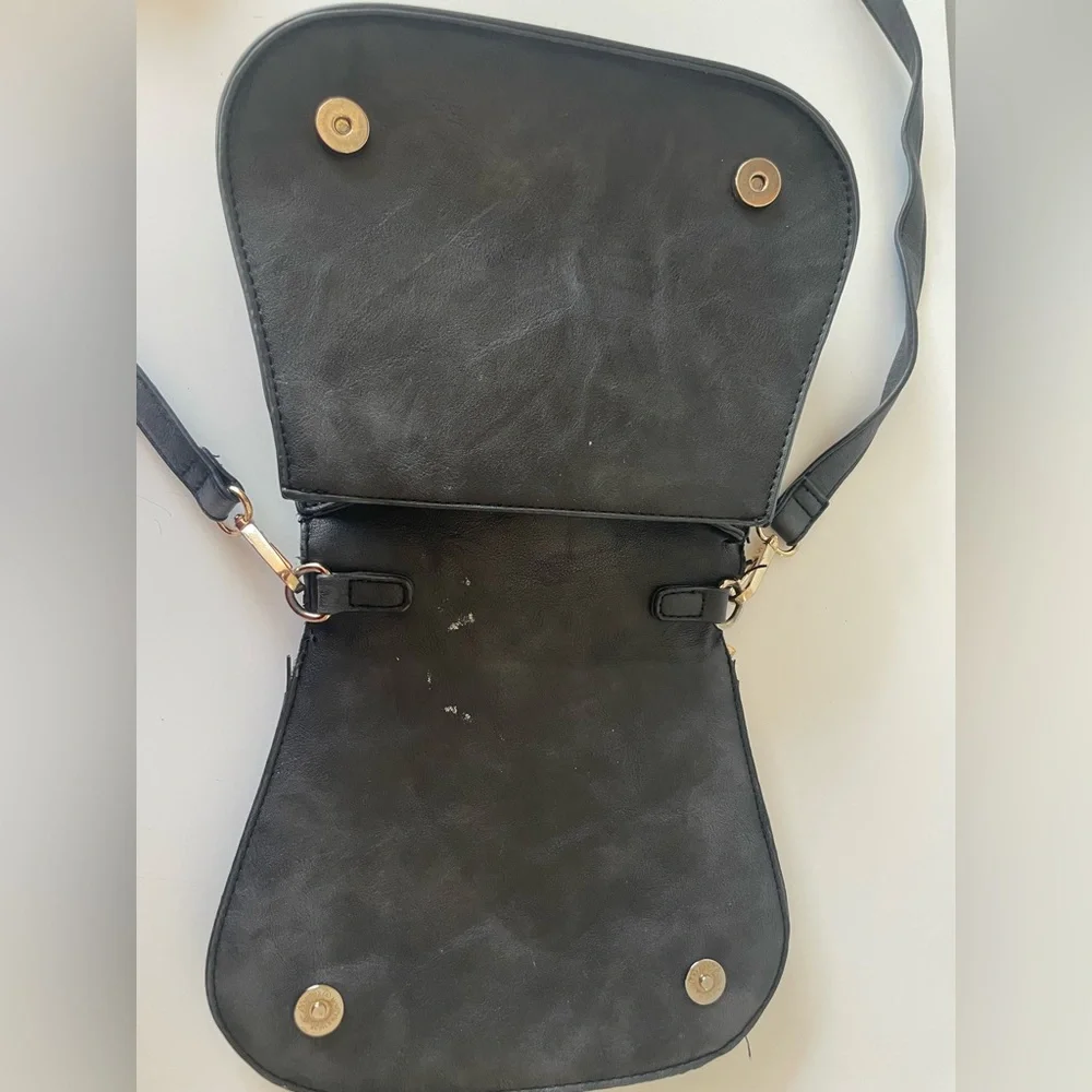 Black Woven Detail Handbag w Crossbody Option - Picture 6 of 7